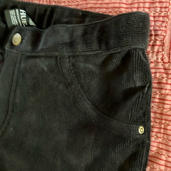 HUE velvety corduroy jean look leggings / Black Cotton Blend - Picture 4 of 16